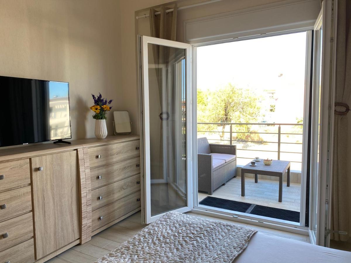 Villa Emerald Luxury Living 尼基季 外观 照片